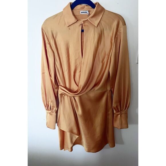 SIMKHAI
Talit Draped Knee-Length Surplice Dress size 6 - Picture 4 of 6